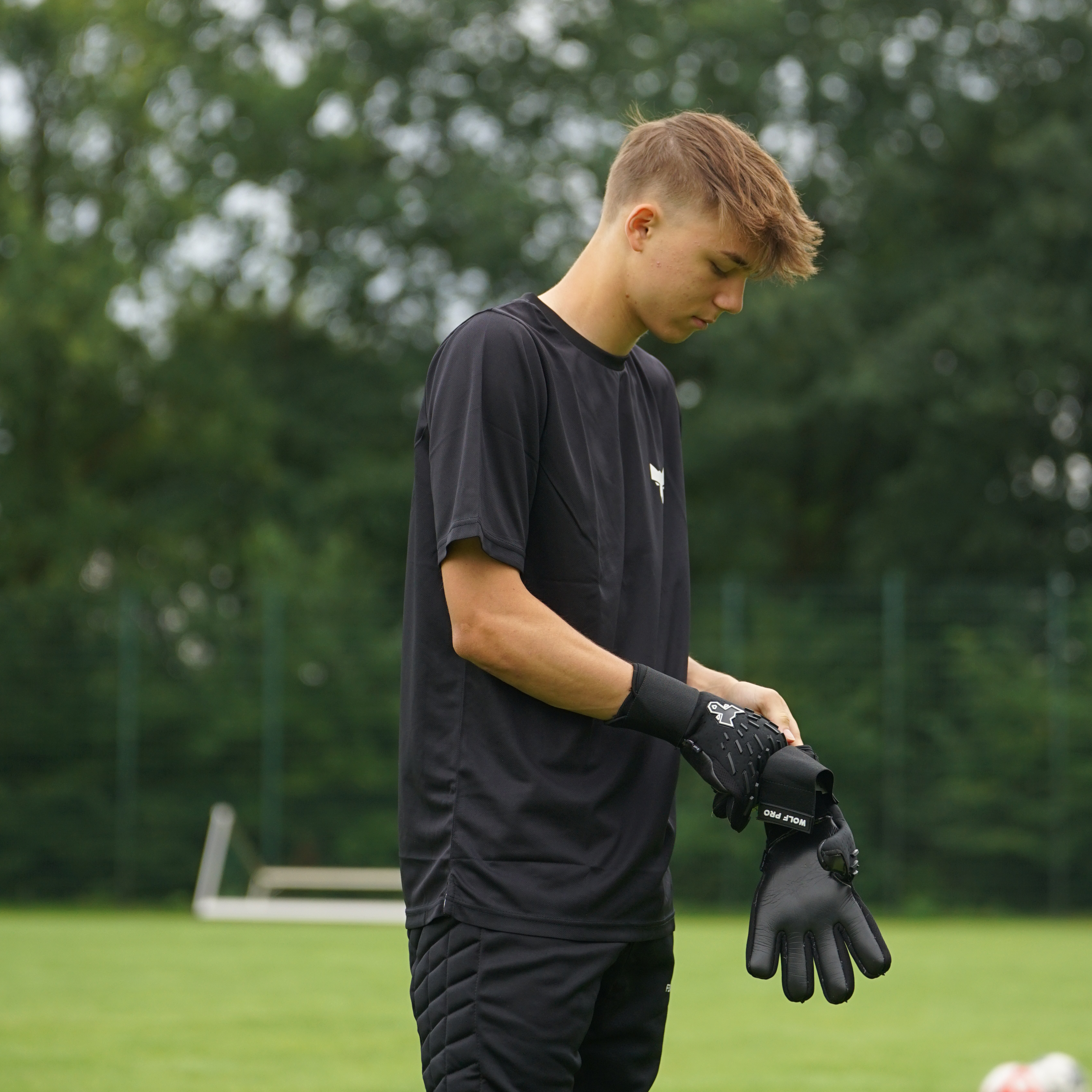 WOLF PRO ONYX BLACK
